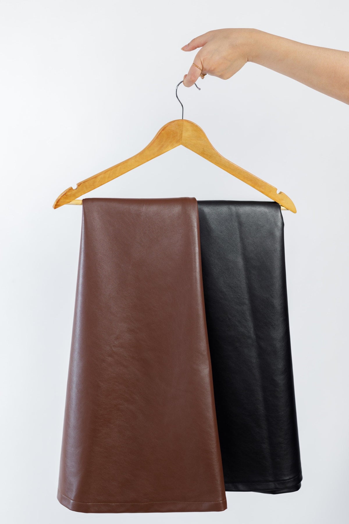 LuxeAura Maxi Skirt – Jupe femme Labelnou – vue 8