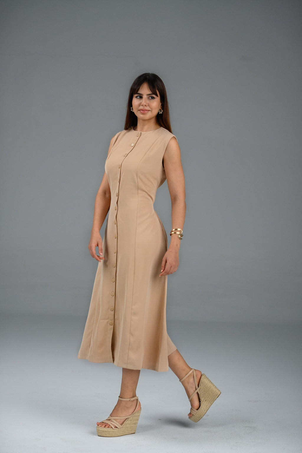 Robe fluide sans manches Luma – Robe femme Labelnou – vue 5
